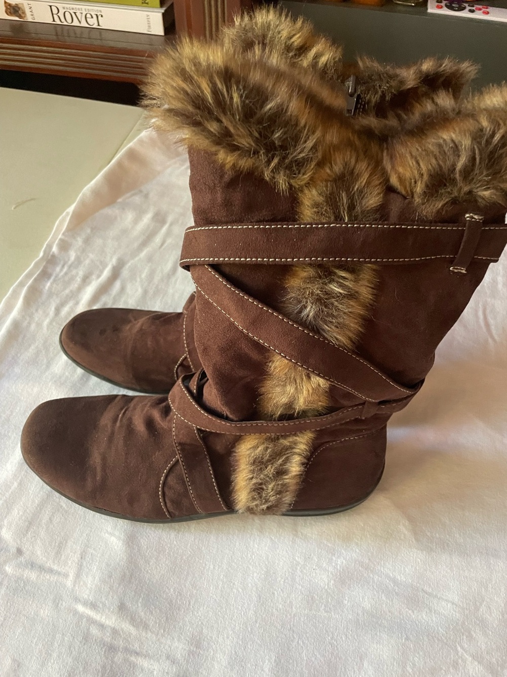 Natural Soul Fasano Women's Brown Faux-Fur Trim Suede Mid-Calf Boots